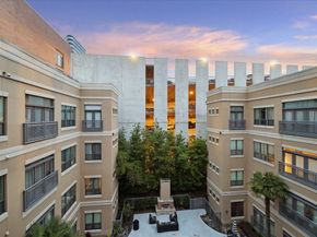 1901 Post Oak Boulevard 4304, Houston TX 77056