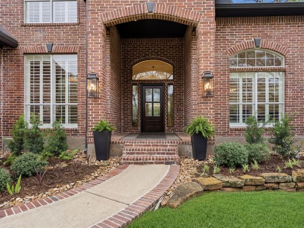 62 N Spring Trellis Circle, The Woodlands TX 77382