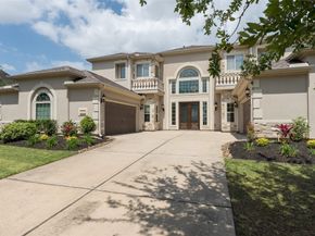 10611 N Sunrise Shores Lane, Cypress TX 77433