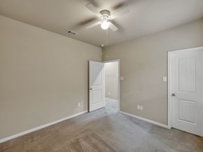 1938 Honey Laurel Drive, Conroe TX 77304
