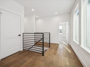 7702 Sky Dweller Drive, Houston TX 77055