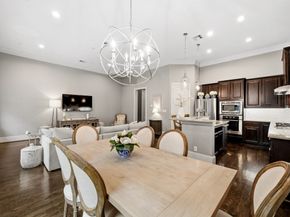 2709 Arabelle Grove, Houston TX 77007