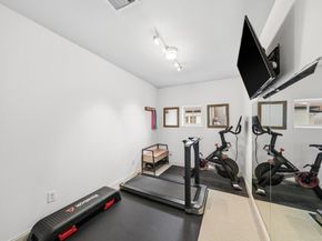 2709 Arabelle Grove, Houston TX 77007