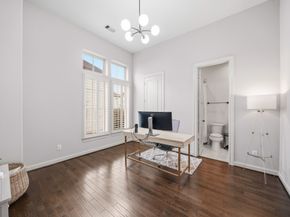 2709 Arabelle Grove, Houston TX 77007