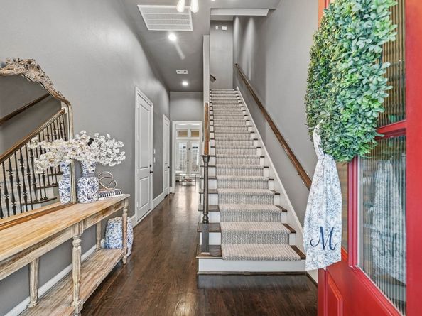 2709 Arabelle Grove, Houston TX 77007