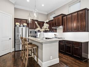 2709 Arabelle Grove, Houston TX 77007