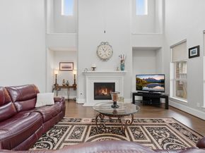 111 N Winter Sunrise Circle, Tomball TX 77375