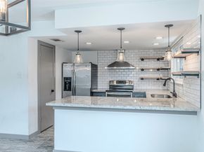 10010 Knoboak Drive 33, Houston TX 77080