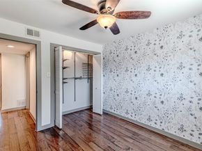 10010 Knoboak Drive 33, Houston TX 77080