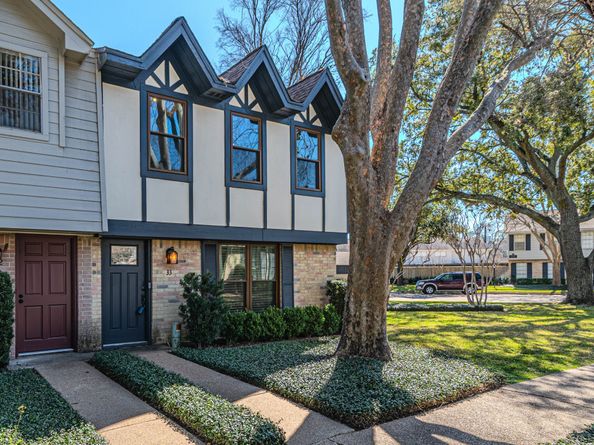 10010 Knoboak Drive 33, Houston TX 77080
