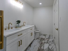 7912 Ford Street, Houston TX 77012