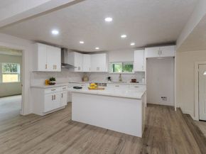 7912 Ford Street, Houston TX 77012