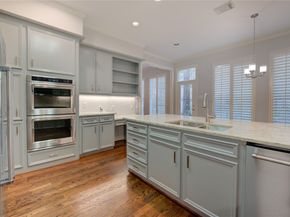 201 Vanderpool Lane 146, Houston TX 77024