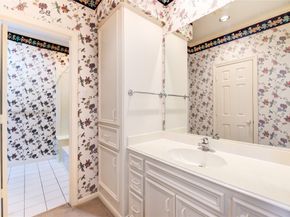 201 Vanderpool Lane 146, Houston TX 77024