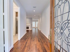 201 Vanderpool Lane 146, Houston TX 77024