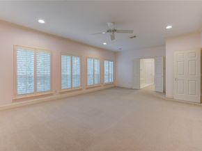 201 Vanderpool Lane 146, Houston TX 77024