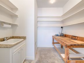 201 Vanderpool Lane 146, Houston TX 77024
