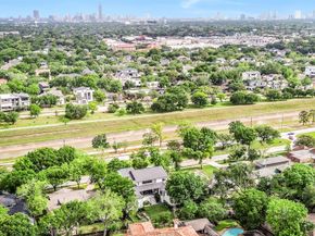 5015 S Braeswood Boulevard, Houston TX 77096