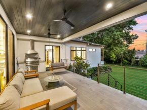 5015 S Braeswood Boulevard, Houston TX 77096