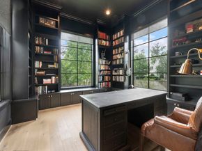 82 Simon Lake Lane, The Woodlands TX 77381