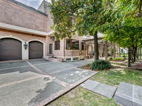 10 Waverly Court, Houston TX 77005