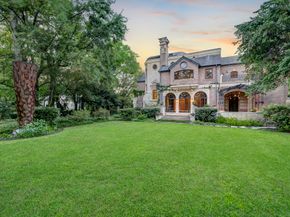 10 Waverly Court, Houston TX 77005