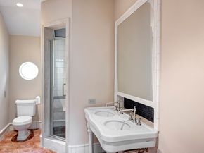 10 Waverly Court, Houston TX 77005