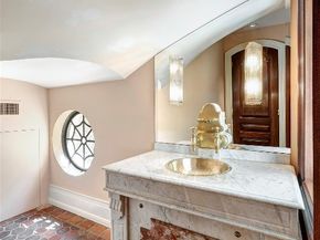 10 Waverly Court, Houston TX 77005