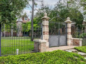10 Waverly Court, Houston TX 77005