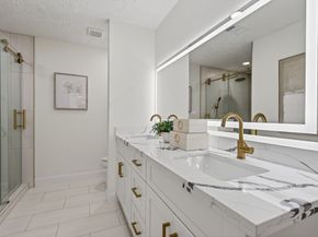 6207 Rollingbrook Drive, Houston TX 77096