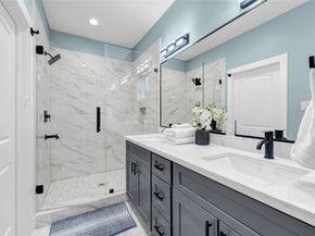 3555 Seabrook Street, Houston TX 77021