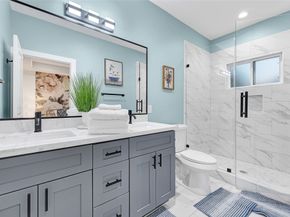 3555 Seabrook Street, Houston TX 77021