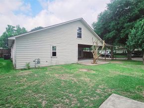 6946 Cole Creek Drive, Houston TX 77092