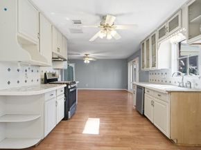 5619 Duxbury Street, Houston TX 77035