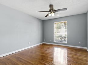 5619 Duxbury Street, Houston TX 77035