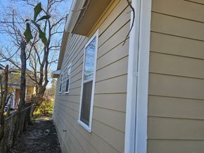 7013 Saint Augustine Street, Houston TX 77021