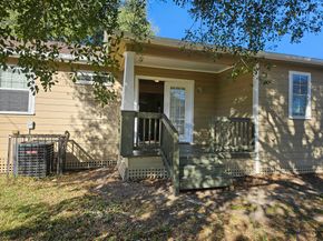 7013 Saint Augustine Street, Houston TX 77021