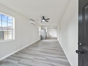 4611 W Hunting Street, Houston TX 77026