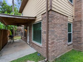6827 Hollow Hearth Drive, Houston TX 77084