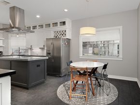 5 Indian Cedar Lane, The Woodlands TX 77380