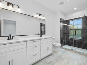 727 E 40th Street, Houston TX 77022