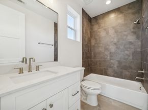 1405 W 21st St B, Houston TX 77008