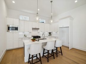 1405 W 21st St B, Houston TX 77008