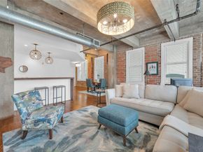 204 Travis Street 4A, Houston TX 77002