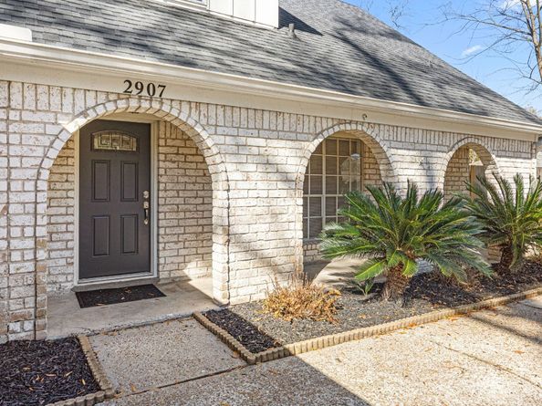 2907 Boulder Creek Drive, Houston TX 77339