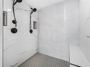 5001 Woodway Drive 705, Houston TX 77056