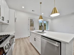 7705 Inwood Grove Lane, Houston TX 77088