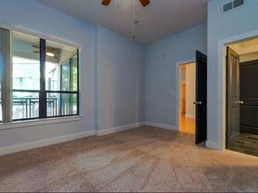 1901 Post Oak Boulevard 4110, Houston TX 77056