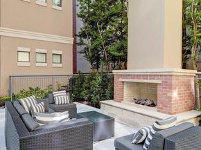 1901 Post Oak Boulevard 4110, Houston TX 77056