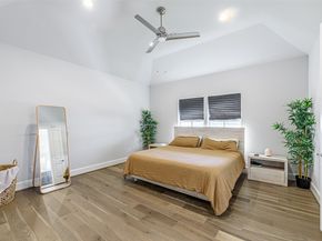 2414 Hollister Road, Houston TX 77080